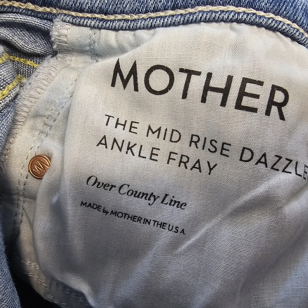 MOTHER The Mid Rise Dazzler Ankle Fray Straight Leg Light Blue Jeans 27 Preowned
